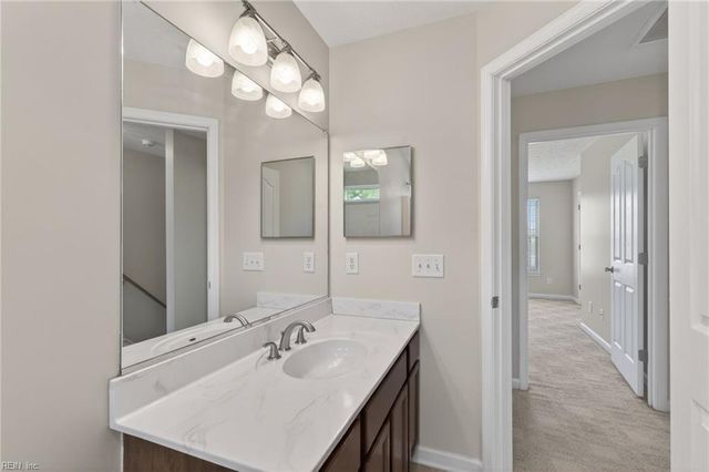 9 Bruins WAY, Hampton, VA 23666
