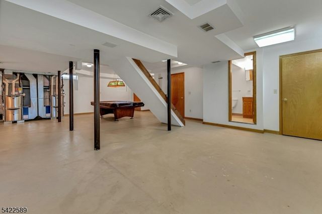 34 Connecticut St, Cranford Twp., NJ 07016