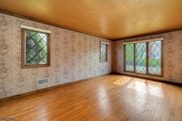 34 Connecticut St, Cranford Twp., NJ 07016