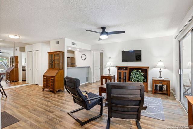 1819 Babcock Rd Apt 204, San Antonio, TX 78229