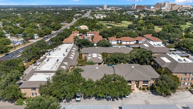 1819 Babcock Rd Apt 204, San Antonio, TX 78229