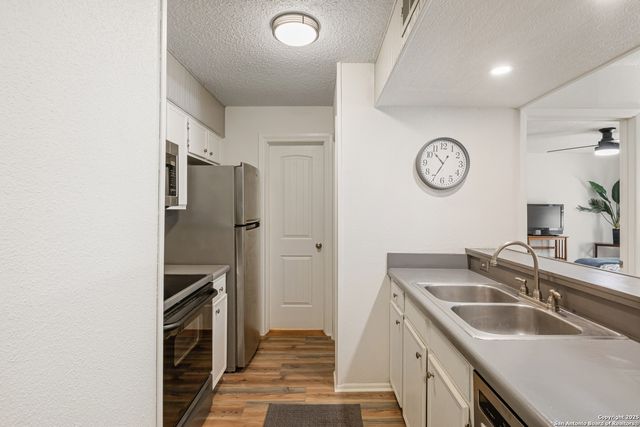 1819 Babcock Rd Apt 204, San Antonio, TX 78229