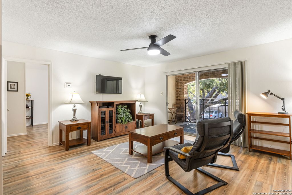 1819 Babcock Rd Apt 204, San Antonio, TX 78229