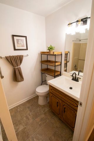 905 Cal Ct, Clarksville, TN 37042