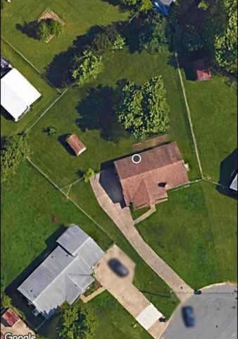905 Cal Ct, Clarksville, TN 37042