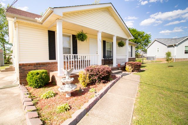 905 Cal Ct, Clarksville, TN 37042