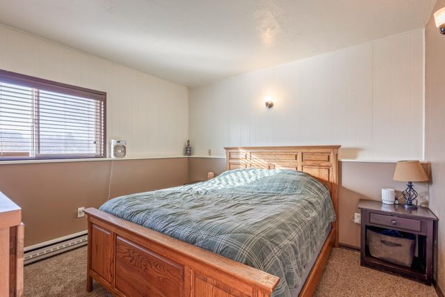 499 SE 8th Street, Madras, OR 97741