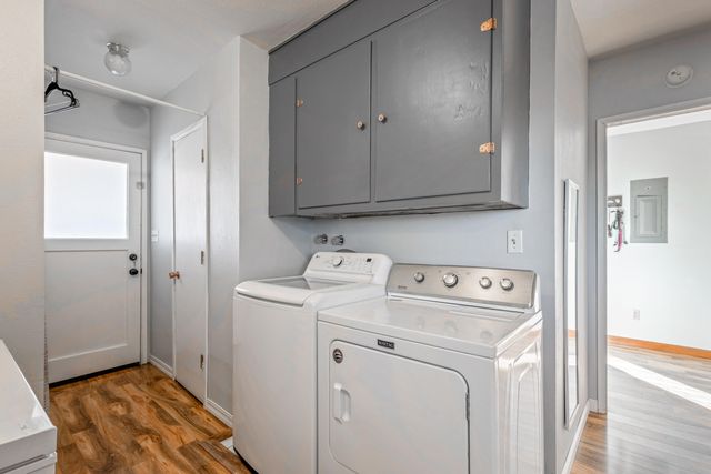 499 SE 8th Street, Madras, OR 97741