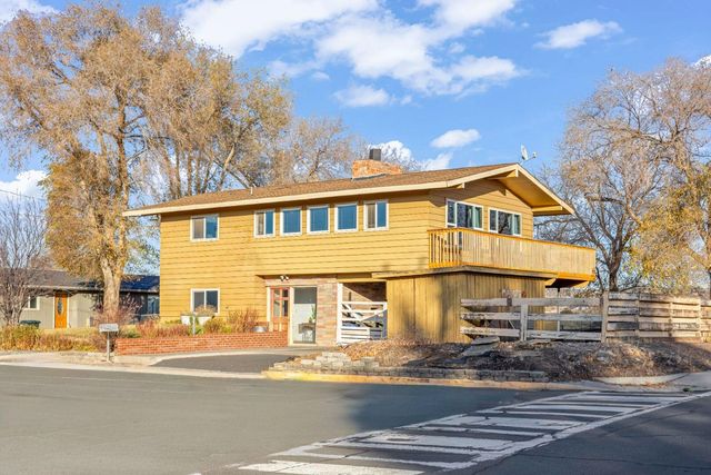 499 SE 8th Street, Madras, OR 97741