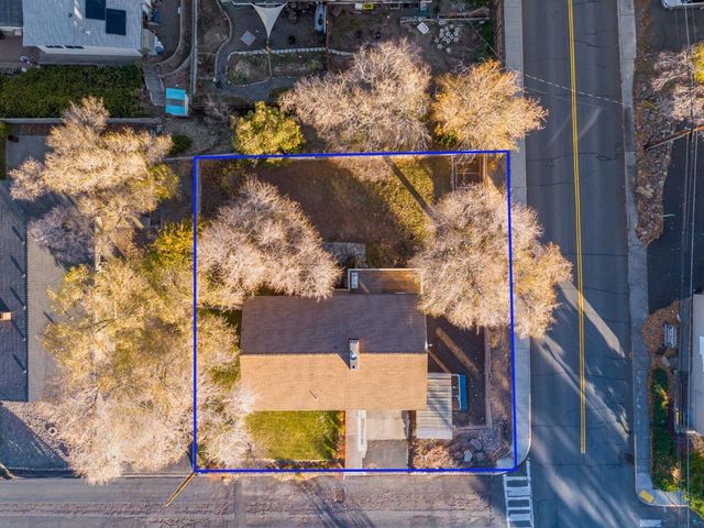 499 SE 8th Street, Madras, OR 97741