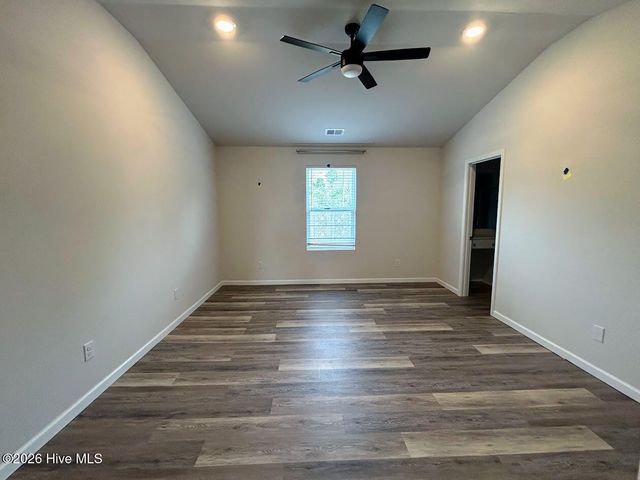 424 Poppleton Drive, Hampstead, NC 28443