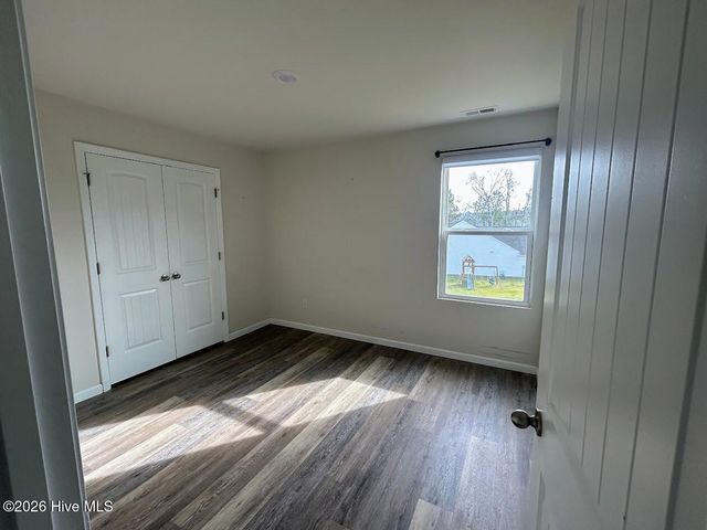 424 Poppleton Drive, Hampstead, NC 28443