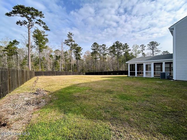 424 Poppleton Drive, Hampstead, NC 28443