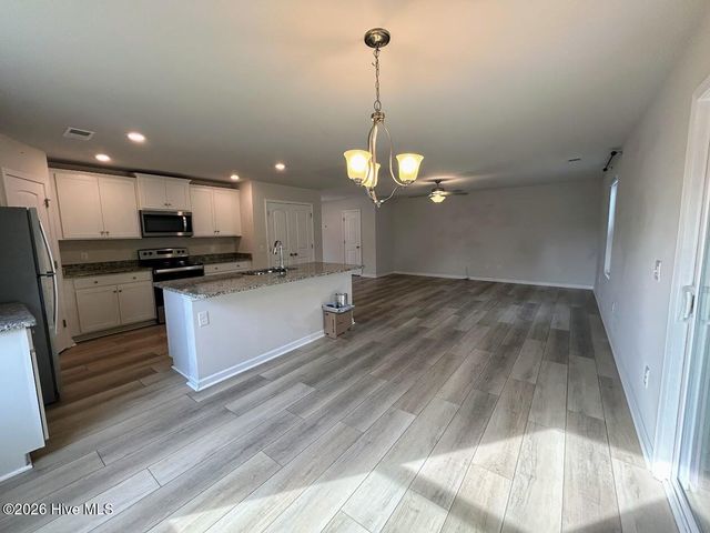 424 Poppleton Drive, Hampstead, NC 28443