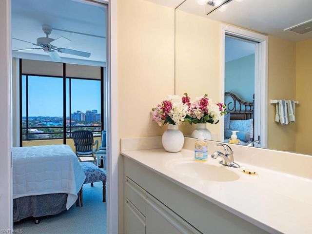 5555 Heron Point DR # 1602, Naples, FL 34108