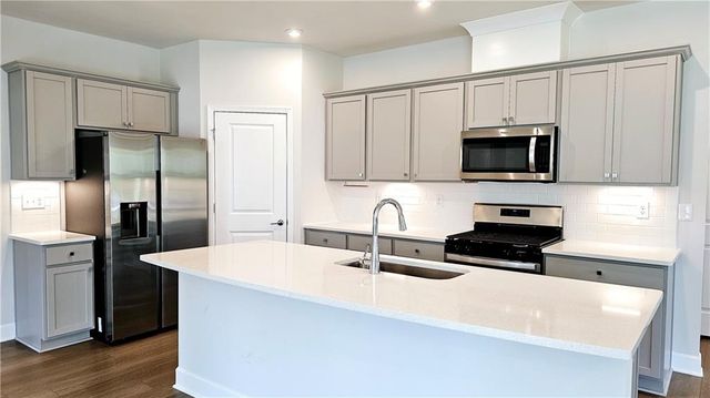 621 Pineberry Court, Grayson, GA 30017