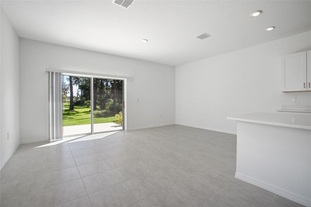 184 RIVER FRONT WAY, Edgewater, FL 32141