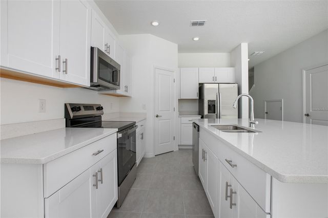 184 RIVER FRONT WAY, Edgewater, FL 32141