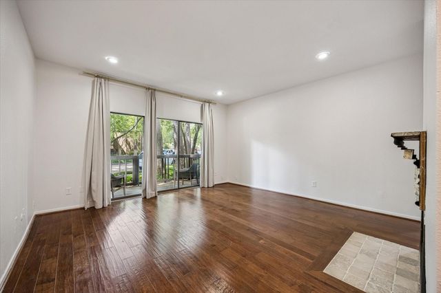 11711 Memorial Drive 47, Houston, TX 77024