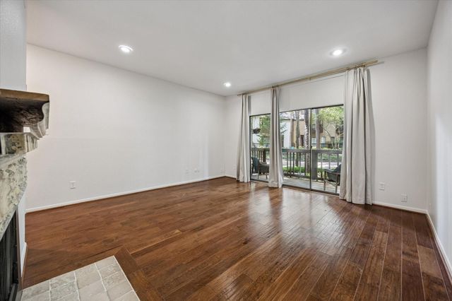11711 Memorial Drive 47, Houston, TX 77024