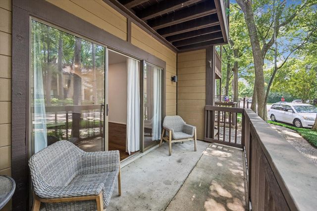 11711 Memorial Drive 47, Houston, TX 77024