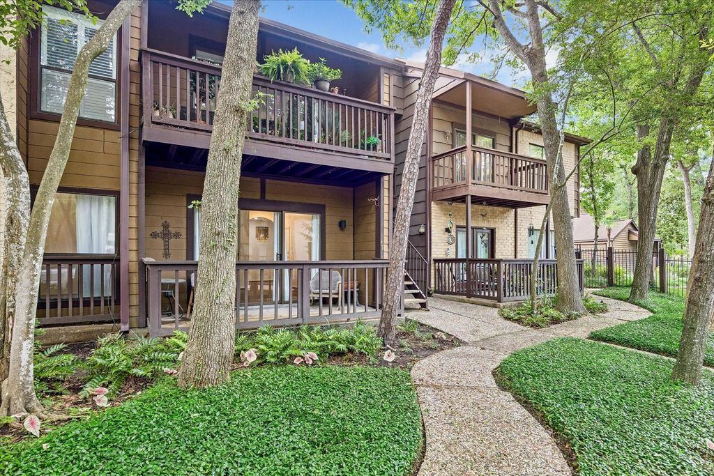 11711 Memorial Drive 47, Houston, TX 77024