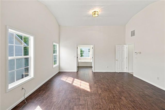 443 Leggett Oaks Lane, Lawrenceville, GA 30043