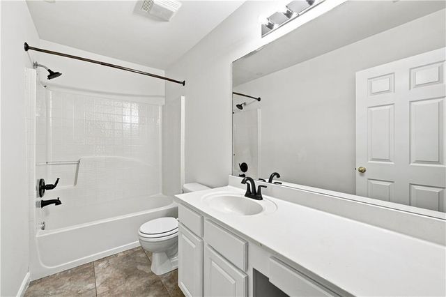 443 Leggett Oaks Lane, Lawrenceville, GA 30043