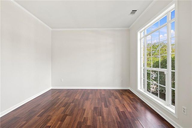 443 Leggett Oaks Lane, Lawrenceville, GA 30043