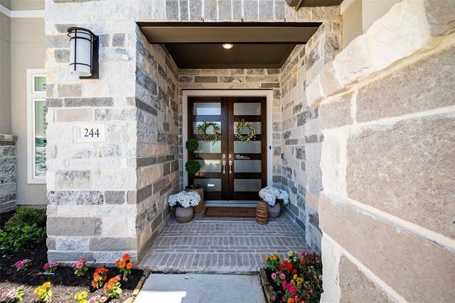 244 Summer Sunrise Drive, Katy, TX 77493