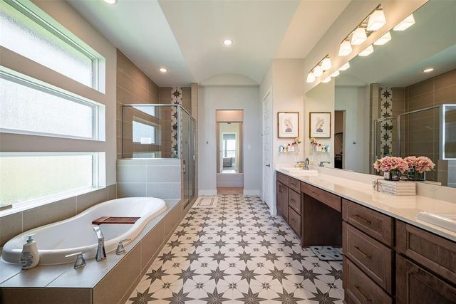 244 Summer Sunrise Drive, Katy, TX 77493