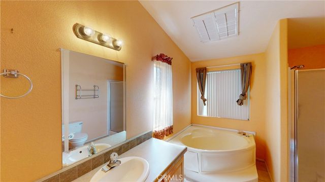 1540 E Trenton Avenue 125A, Orange, CA 92867