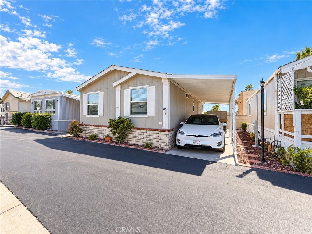1540 E Trenton Avenue 125A, Orange, CA 92867 — exterior