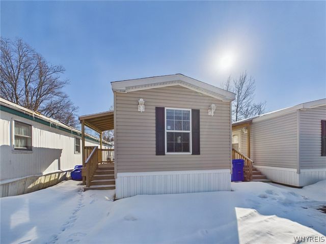 7898 Boston State Road 28, Hamburg, NY 14075