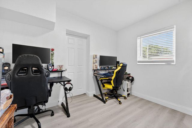 5909 Pinewood Avenue, West Palm Beach, FL 33407
