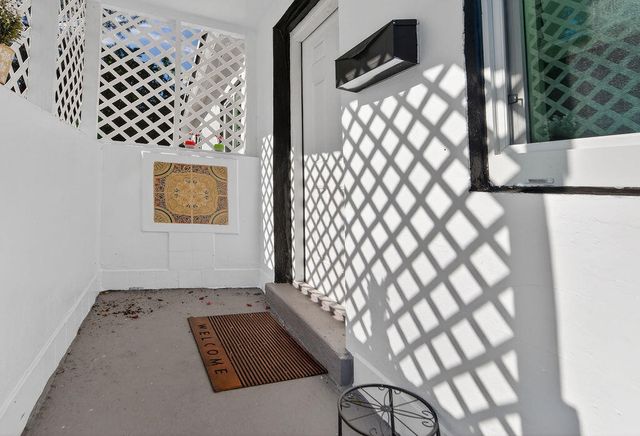 5909 Pinewood Avenue, West Palm Beach, FL 33407