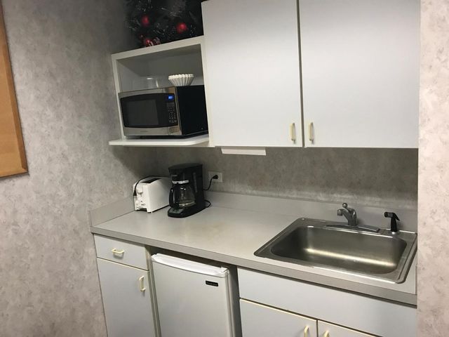 1770 Park Street 105, Naperville, IL 60563