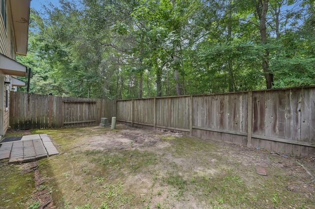 122 N N Camelia Grove Circle, The Woodlands, TX 77382