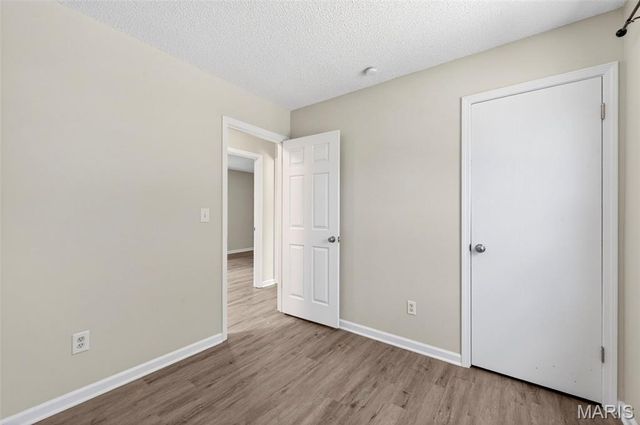 2240 Larbrook Drive, Florissant, MO 63031