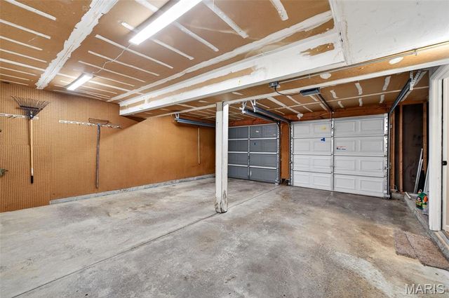 2240 Larbrook Drive, Florissant, MO 63031