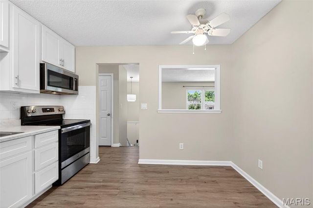 2240 Larbrook Drive, Florissant, MO 63031
