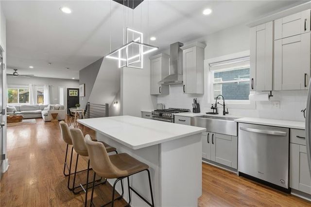 160 Vanira SE Avenue A, Atlanta, GA 30315