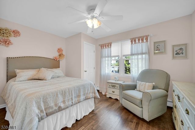 33 Hillside Dr, North Haledon Boro, NJ 07508