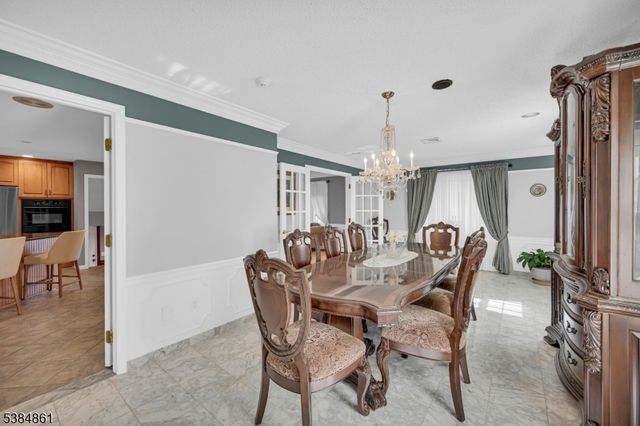 33 Hillside Dr, North Haledon Boro, NJ 07508