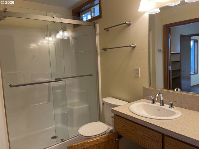 617 Sw MONROE St, Sheridan, OR 97378
