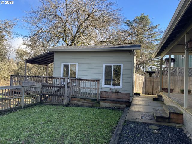 617 Sw MONROE St, Sheridan, OR 97378