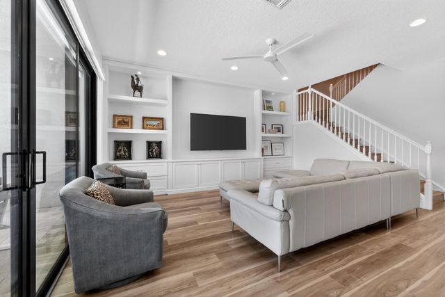 8088 Fire Opal Lane, Delray Beach, FL 33446