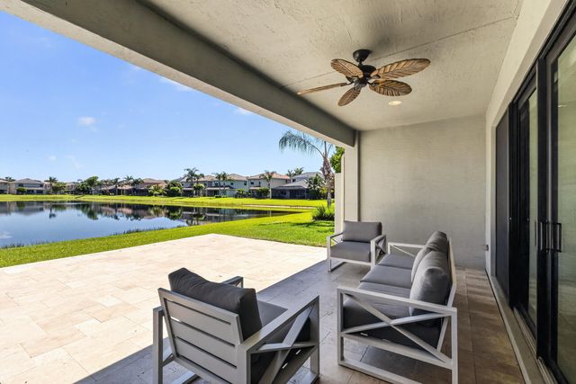 8088 Fire Opal Lane, Delray Beach, FL 33446