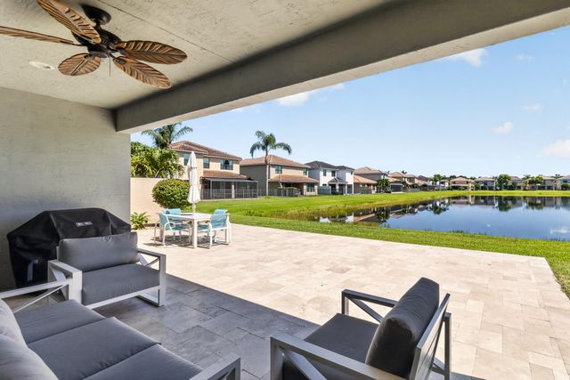 8088 Fire Opal Lane, Delray Beach, FL 33446
