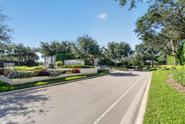 8088 Fire Opal Lane, Delray Beach, FL 33446
